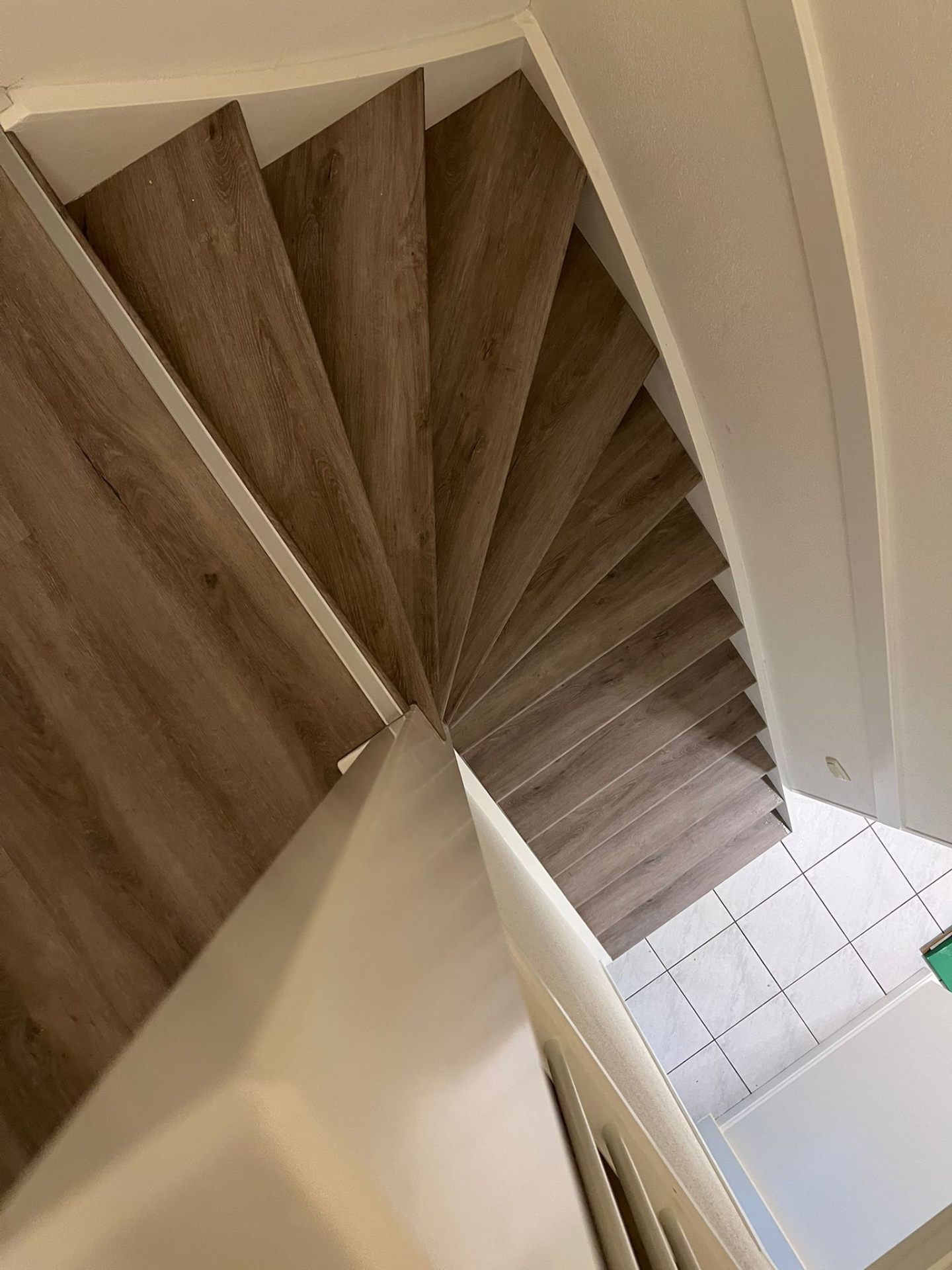 Draaitrap grey oak · Het Gooi