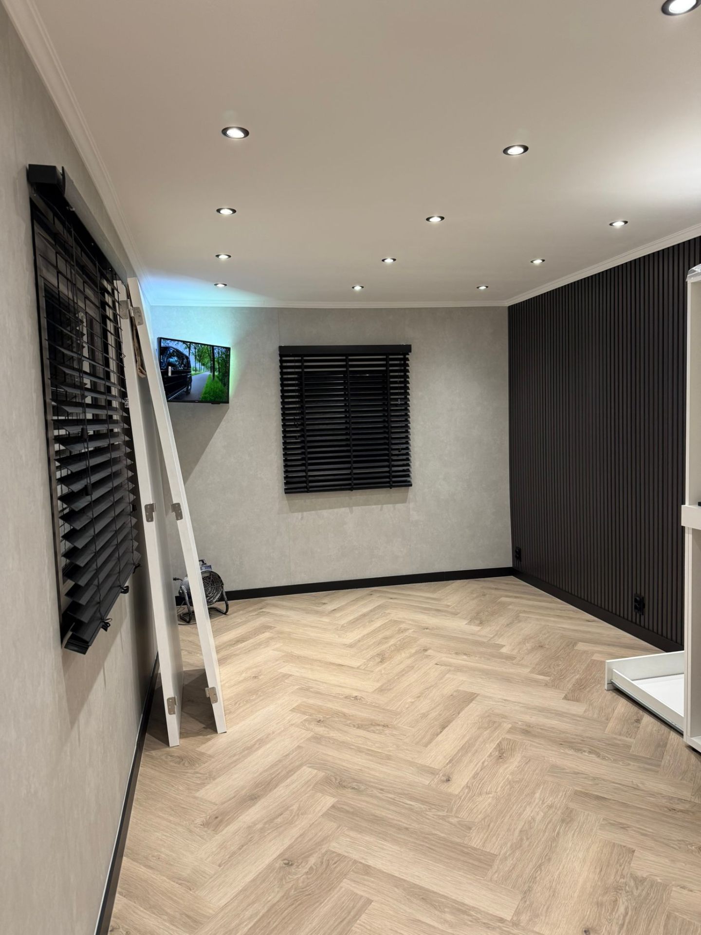 Herringbone Light